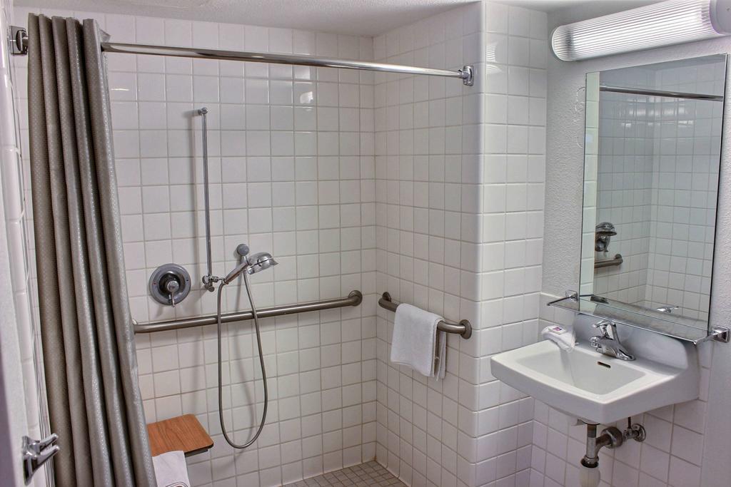 Motel 6-Paso Robles, Ca Екстер'єр фото