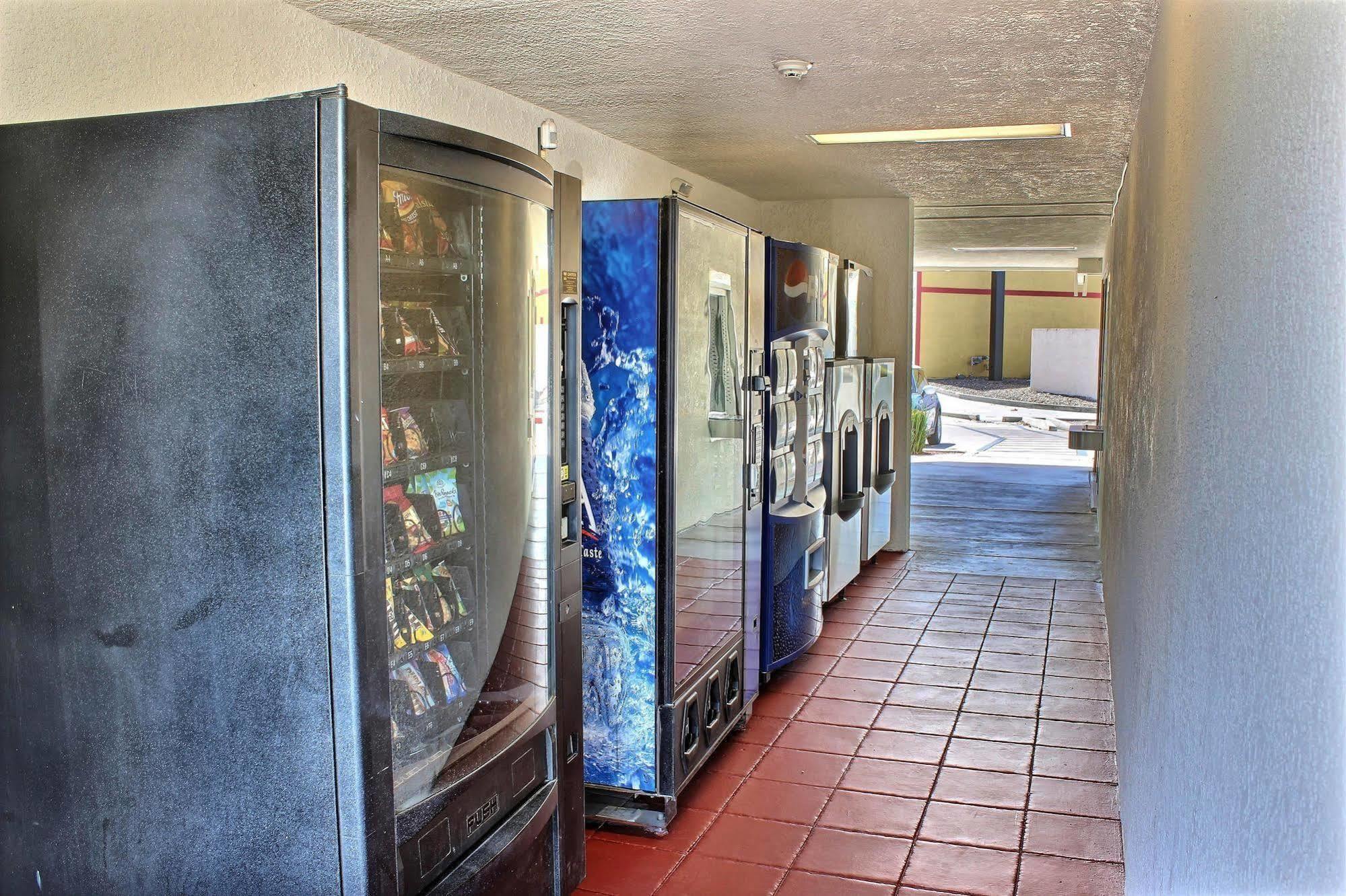 Motel 6-Paso Robles, Ca Екстер'єр фото